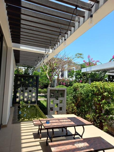 Oceanami Villas & Beach Club 3 Bedroom Villa Long Hai Exterior photo
